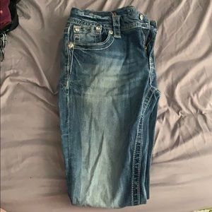 Jeans with back pocket bling